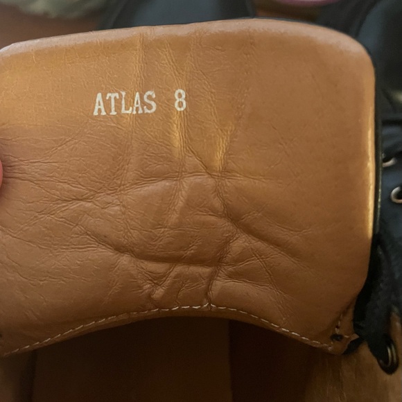 EUC men’s Marc Nolan black leather Atlas boot 🥾. Size 8. Dust bag - Picture 3 of 10